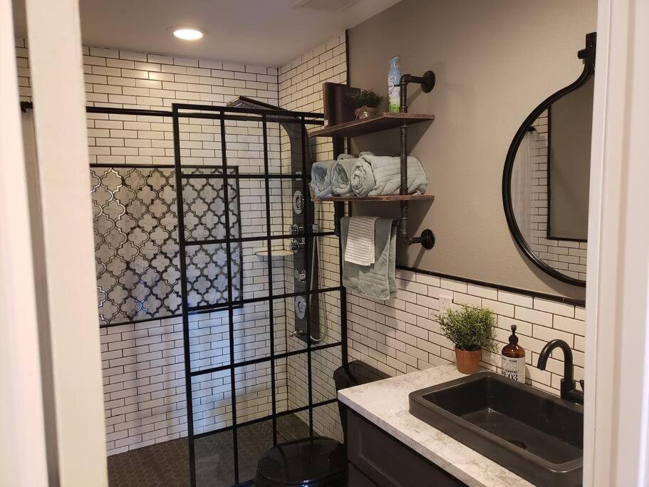 Lake Front Condo 1Bd - Fully Remodeled! Dillon Eksteriør billede
